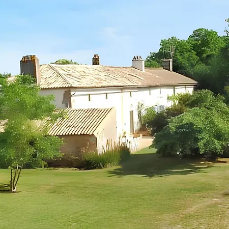 Holiday home Maison De Charme Avec Piscine Et Jardin A