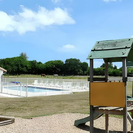 Maison De Charme Avec Piscine Et Jardin A Σπίτι διακοπών