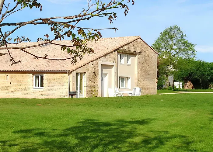 Maison De Charme Avec Piscine Et Jardin A 펜션 Saint-Vincent-la-Châtre